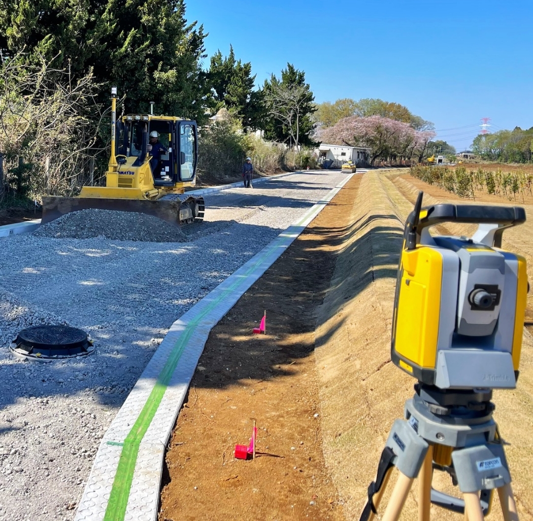 道路舗装工事の風景